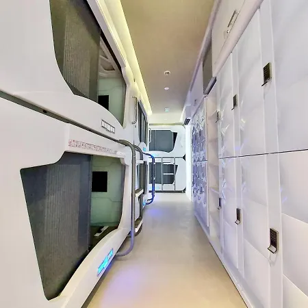 Atypicap Capsule فندق-كبسولة بويرتو ذي لا كروز