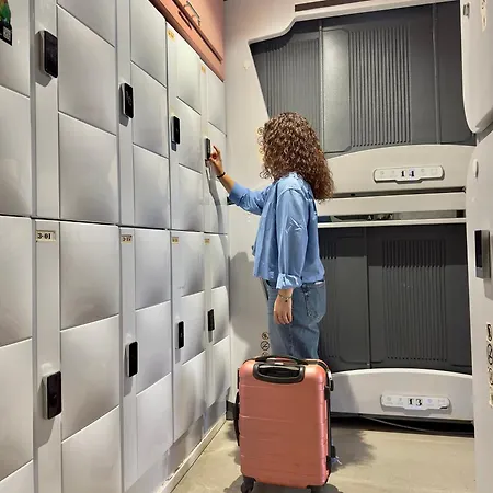 Atypicap Capsule Hotel cápsula Puerto de la Cruz (Tenerife)