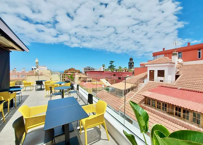 Atypicap Capsule Puerto de la Cruz (Tenerife)