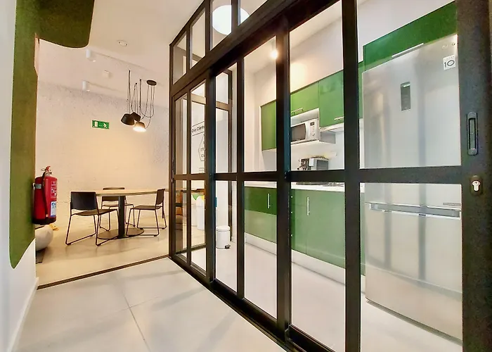 Atypicap Capsule Hotel kapsułowy Puerto de la Cruz (Tenerife)